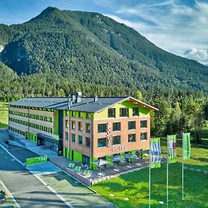 Explorer Garmisch ألمانيا